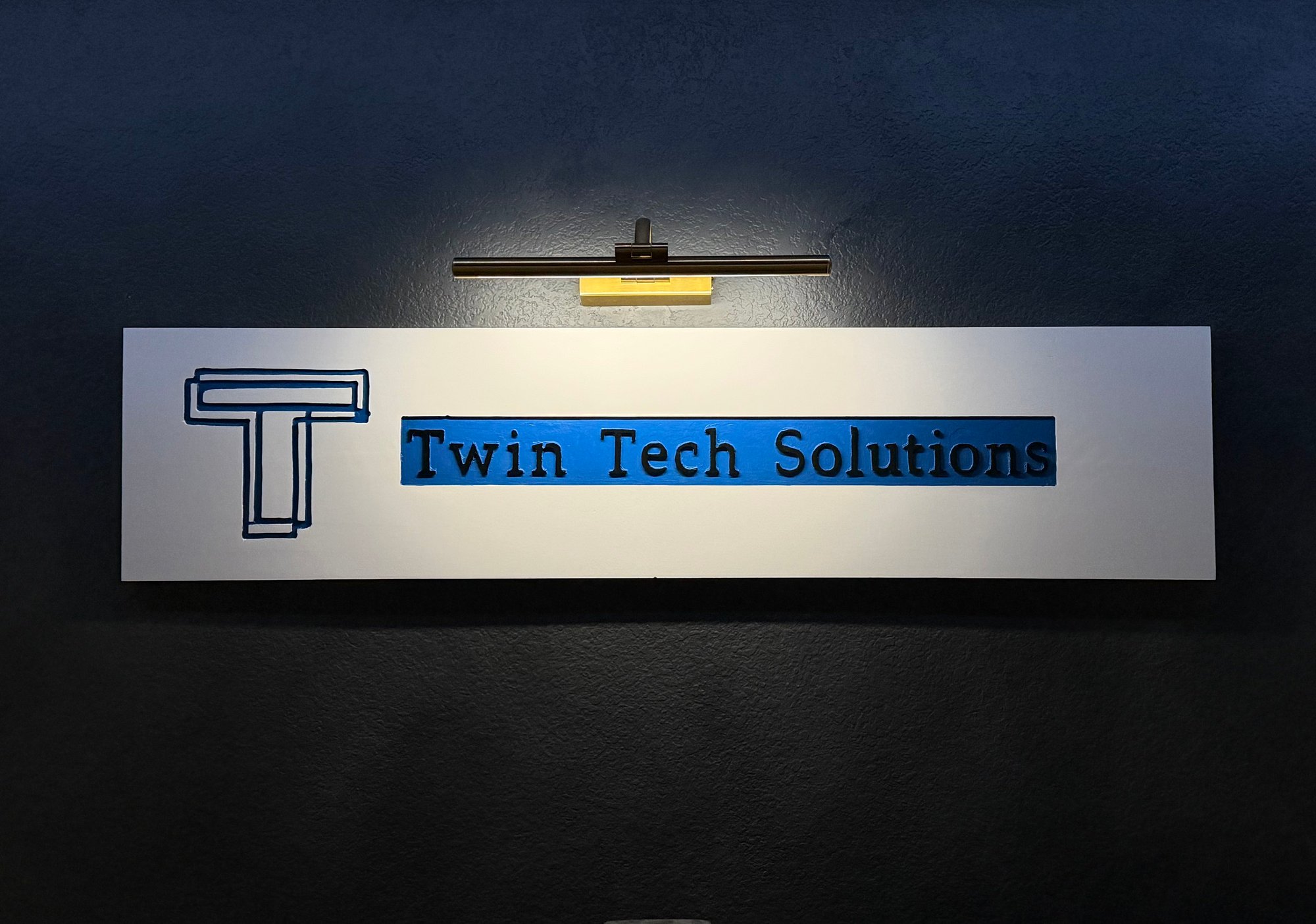 TwinTech_Sign TwinTech_Sign